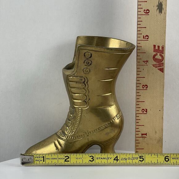 Vtg Brass Ladys Victorian Lace Up Boot Shoe Vase Home Decor 5” - Picture 8 of 9